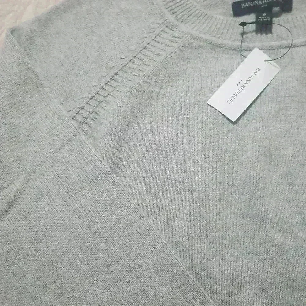 Banana Republic Relaxed  Fit Raglan Pullover Sweater